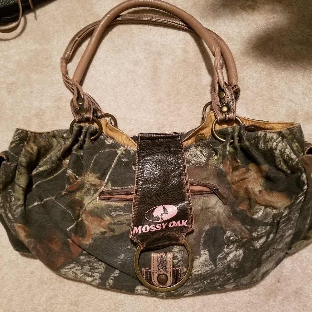 Mossy Oak purse